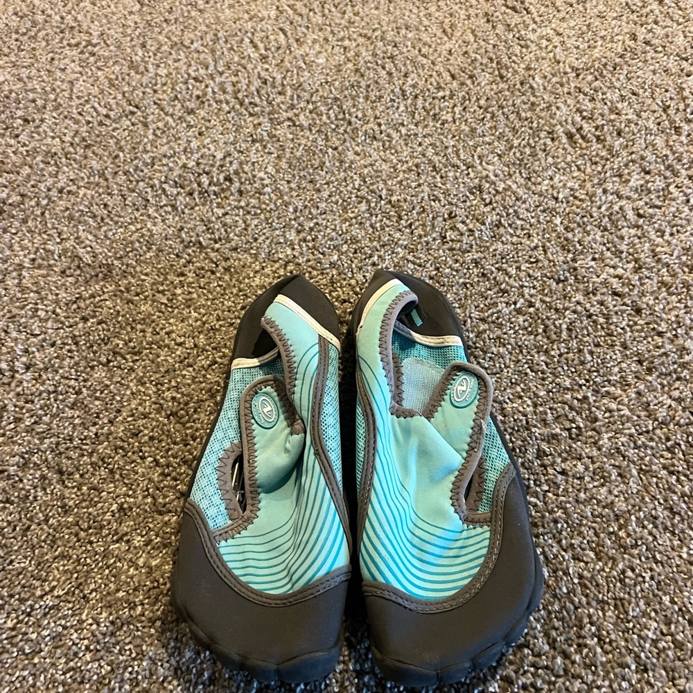 Blue and Brown Slip-On Water Shoes with Breathable Design